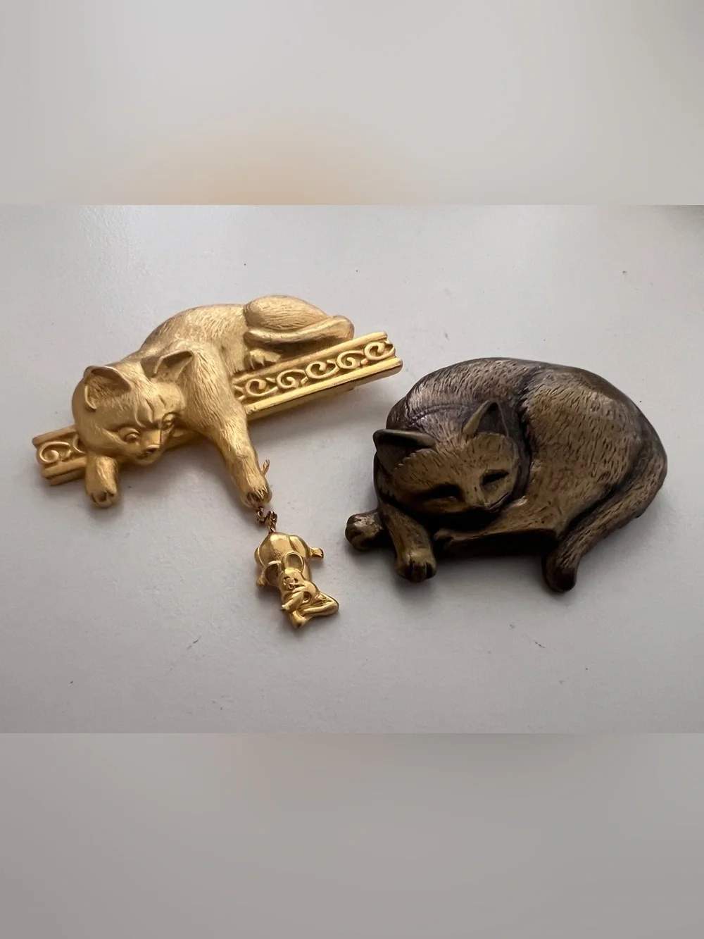 🐱 Gold and Bronze Brooch Set - Decorative Pins (SET)